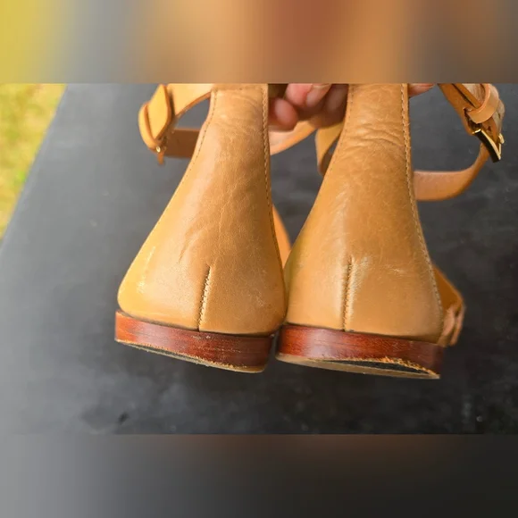 Tory Burch Tan Leather Sandals with Perforated Design - Picture 5 of 7